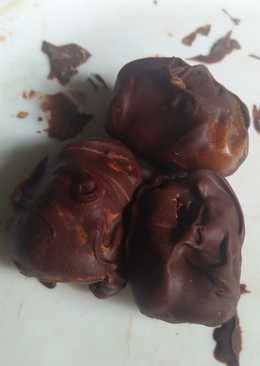Permen kurma coklat