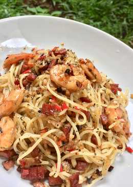 Easy Shrimp Aglio Olio Spaghetti