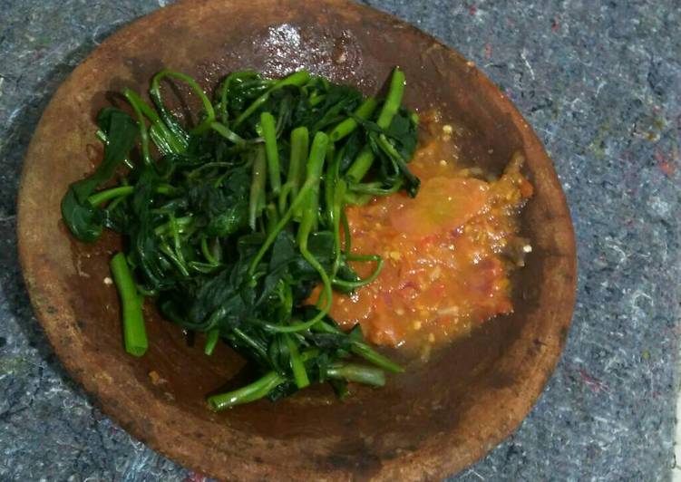 gambar untuk resep makanan Plecing kangkung