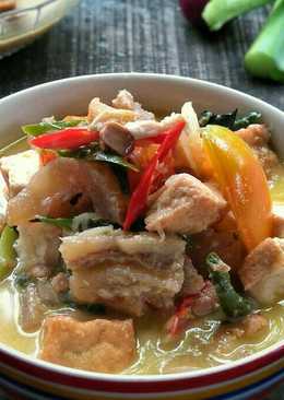 Tauco Kikil Tahu Kuah Santan