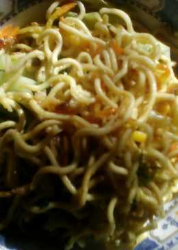 Mie Goreng sayur by:Erni Hartanti.AmdðŸ˜ðŸ˜„ðŸ˜˜