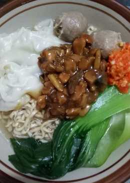 Pangsit Rebus untuk Mie Ayam