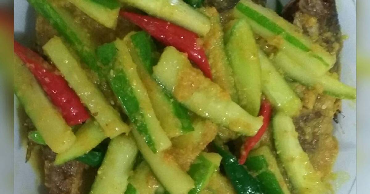 Resep Ikan  ekor  kuning  bumbu acar kuning  oleh ekapuspita 