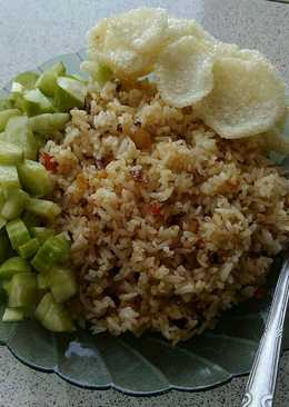 Nasi goreng pedes2 enak... tanpa msg dan kecap