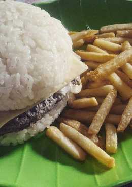 Egg-in-a-hole Rice Burger