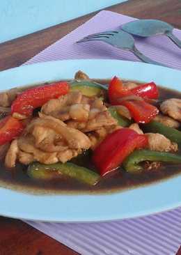 ðAYAM TUMIS PAPRIKA ala vinað