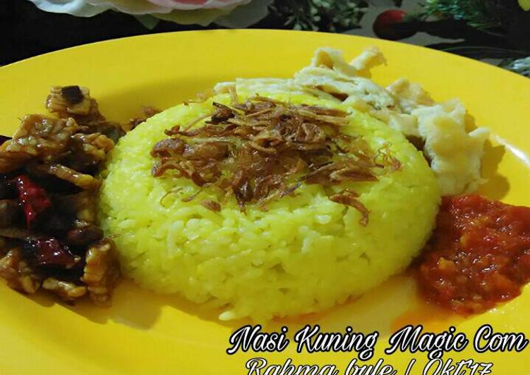 resep lengkap untuk Nasi Kuning Magic Com Simple