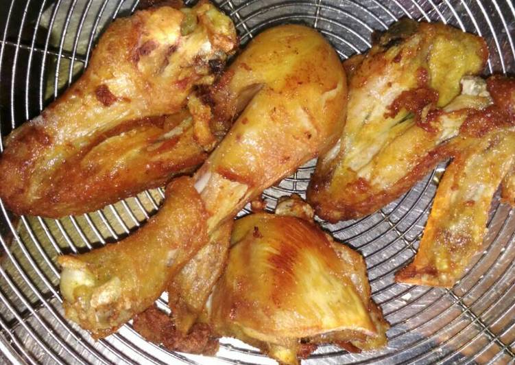 resep lengkap untuk Ayam goreng bawang putih (kilat & yummy)