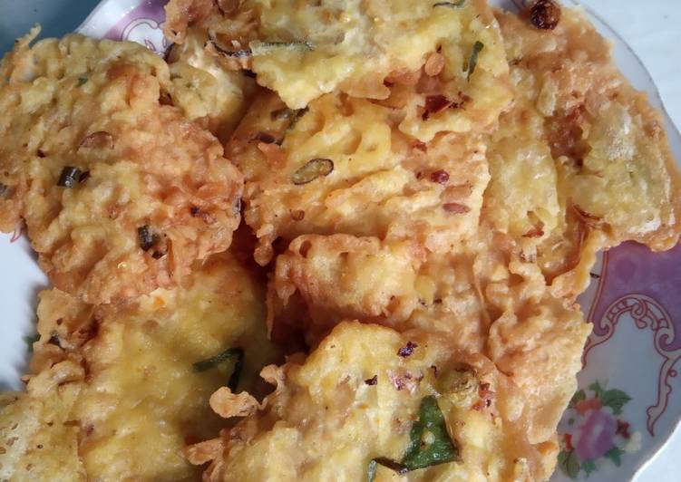 Resep Tempe mendoan kriuk oleh Mam's Khaylla - Cookpad