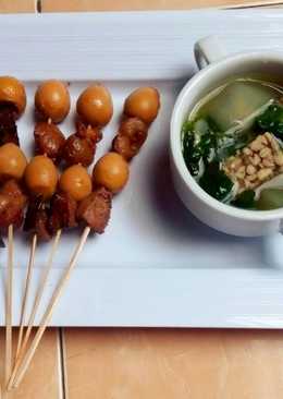 Sayur bayam, sate puyuh dan rempelo ati