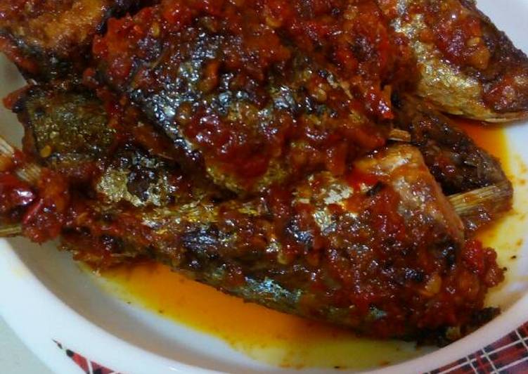 gambar untuk resep makanan Ikan Salem sambal pedas