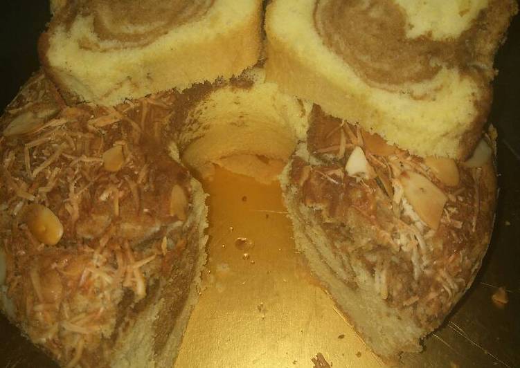 gambar untuk cara membuat Bolu marmer / Marble cake chesse almond