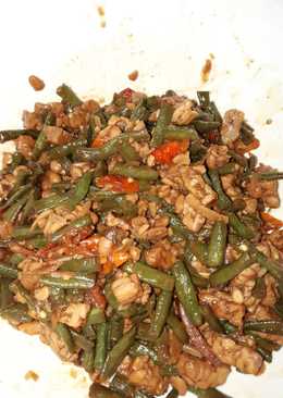 Sambal goreng basah kacang panjang dan tempe