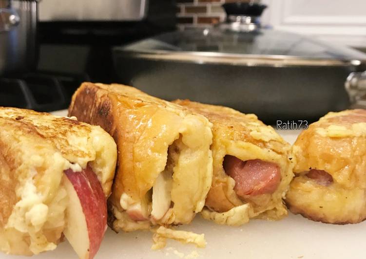 gambar untuk resep makanan Sausage with Mayo in Fried Bread Bekal Anak