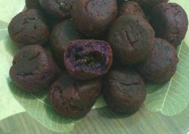 resep lengkap untuk Bola bola donat Ubi isi coklat