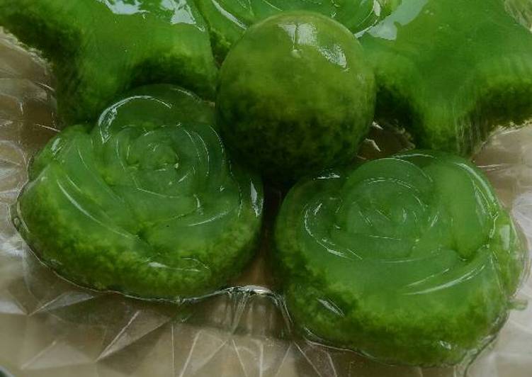 resep lengkap untuk ??Puding Lumut Hijau Pandan??