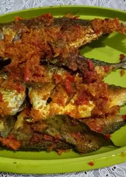 Ikan kembung bumbu padang