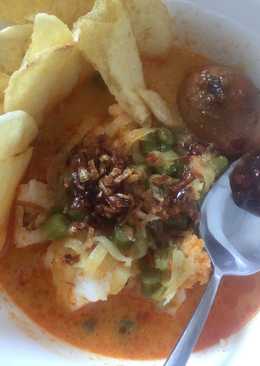 Lontong sayur labu siam buncis