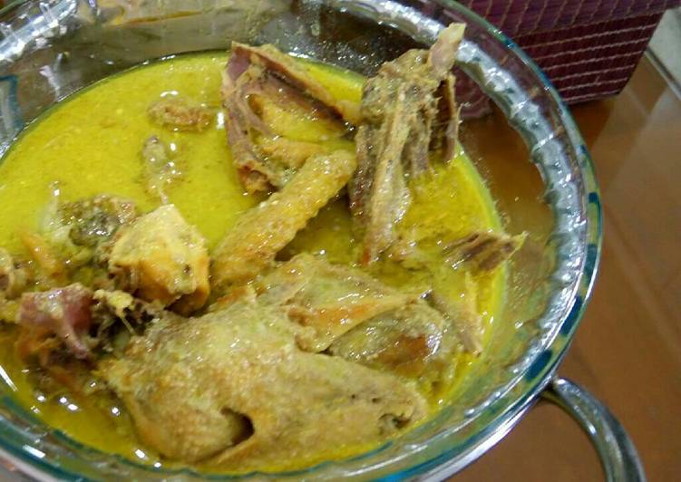 gambar untuk resep Opor Ayam Kuning