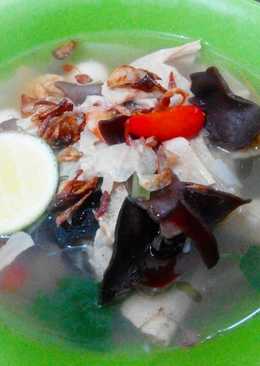 Jamur kuping & Kembang tahu kuah pedas