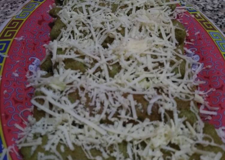 resep lengkap untuk Dadar gulung keju greentea keto