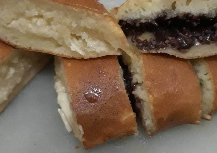 gambar untuk cara membuat Martabak keju coklat with ?