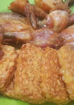Ayam dan tempe goreng