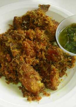 Ayam goreng serundeng kelapa ala spg