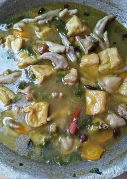 Sop tahu ceker buntut ayam