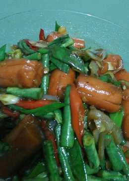 Tumis kacang panjang,sosis saos tiram