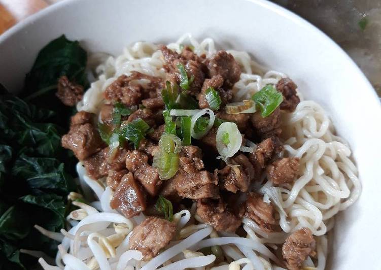 Resep Mie Ayam Bangka oleh Disya Ronauli - Cookpad