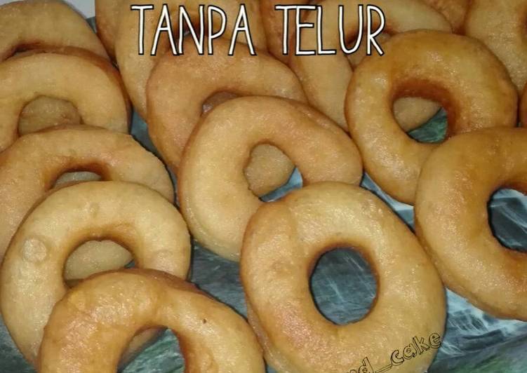 bahan dan cara membuat Donat Kentang Empuk Simple (eggless)