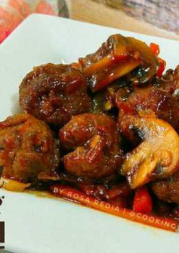 Bola Daging Saus Tiram