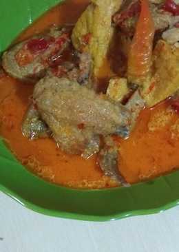 Ayam pedas bumbu santan