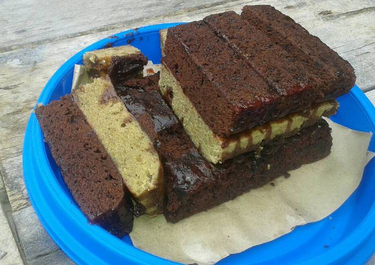 gambar untuk resep Bolu lapis kukus eggless