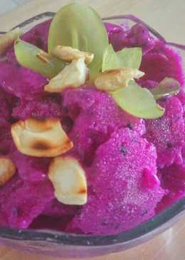 Dragon Fruit Frozen Yogurt