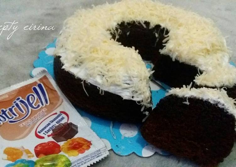 gambar untuk resep makanan Mini bolu nutrijell coklat with butter cream + keju