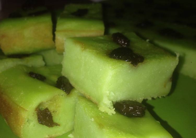 resep makanan Proll tape pandan kelapa muda