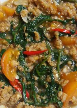 Tumis kangkung oncom