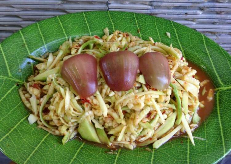 resep masakan Rujak Mangga Serut Terasi Bakar