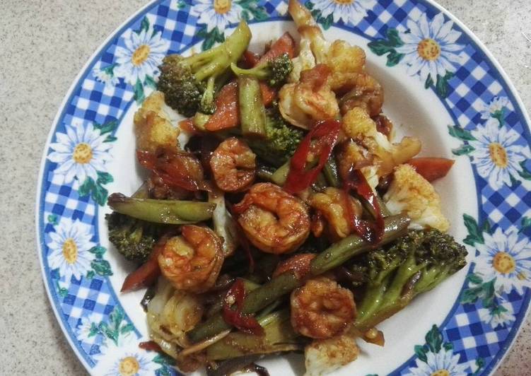 resep lengkap untuk Sayur campur tumis dengan udang