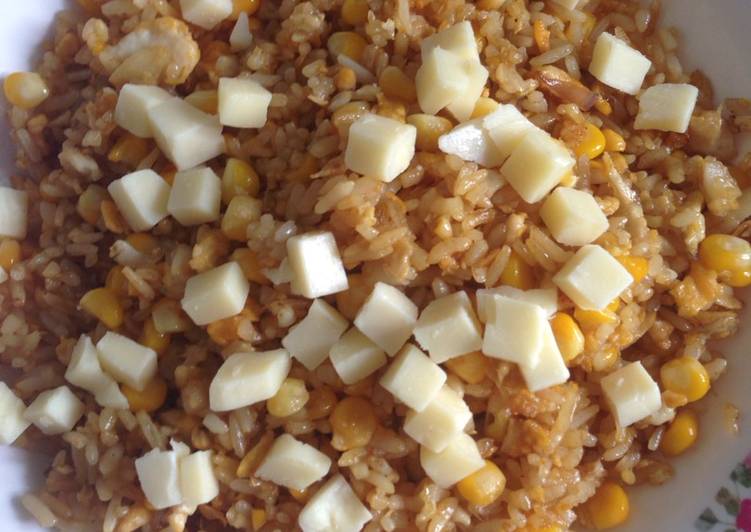resep lengkap untuk Nasi goreng jagung keju