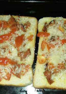 Pizza roti tawar sederhana