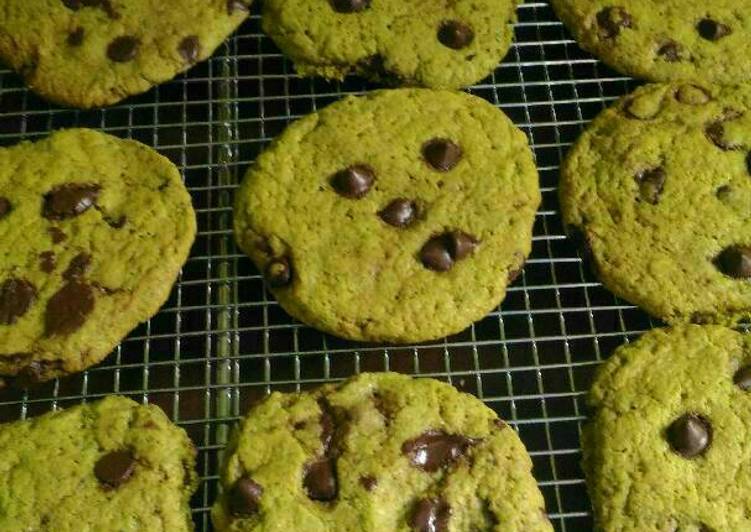 bahan dan cara membuat Green tea Chocolate Chip Cookies