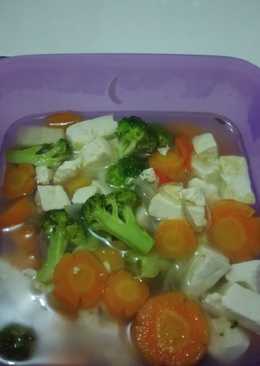 Sayur browota (brokoli, wortel, tahu)