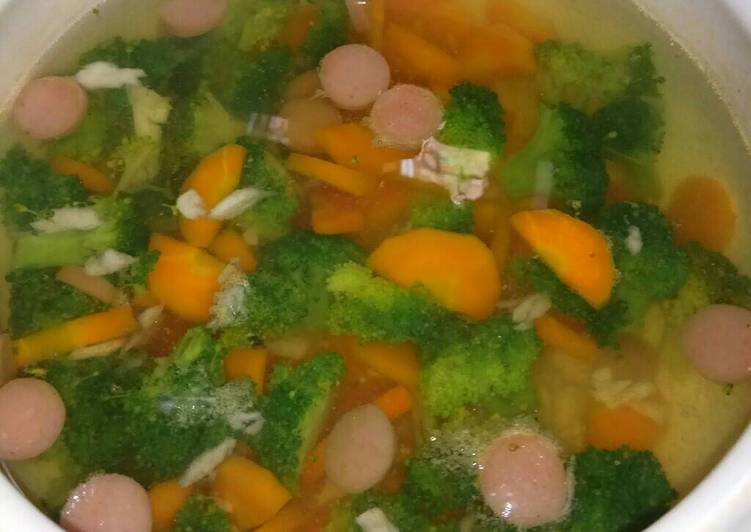 gambar untuk cara membuat Soup brokoli wortel sosis