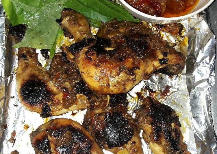 resep makanan Ayam panggang bumbu rujak