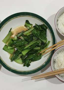 Menu dinner trio tumis - pokcoy, ayam bawang putih, bawang merah
