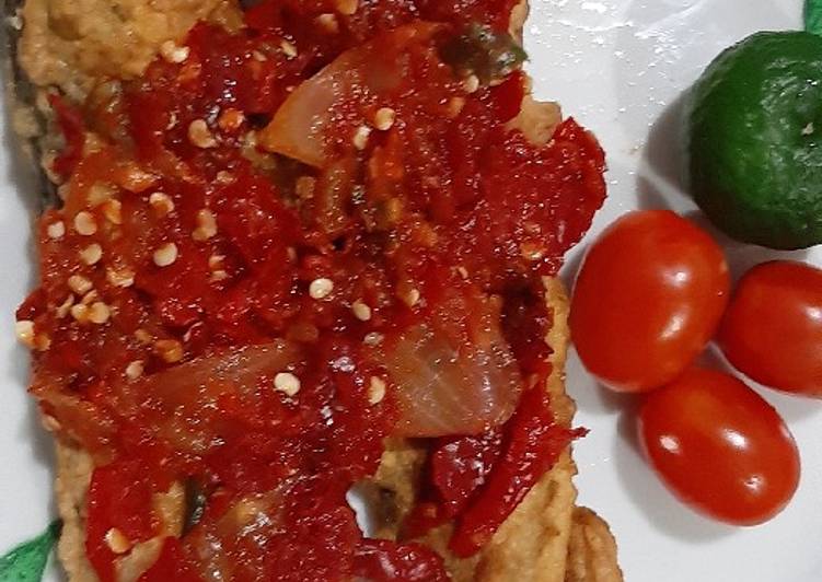  Resep  Lele krispi  sambal geprek  oleh Emma Fitriani Cookpad