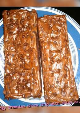 Fudgy brownies choco chip with shiny crust